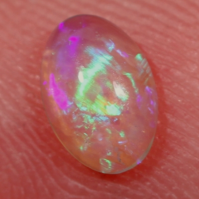 SOLID CRYSTAL OPAL Bright rolling flashes 